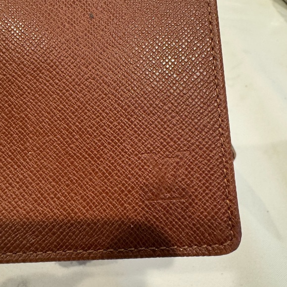 Project but Authentic Louis Vuitton wallet with removable card case - Picture 7 of 16